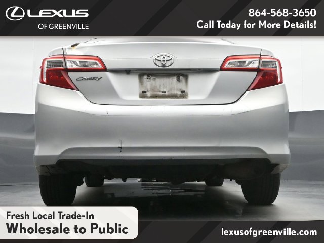 Used 2014 Toyota Camry FWD image 17