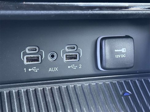 New 2026 Jeep Grand Cherokee Altitude image 20