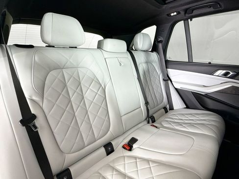 Used 2023 BMW X5 sDrive40i w/ Executive Package image 15