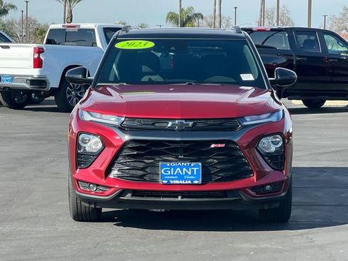 Used 2023 Chevrolet TrailBlazer RS w/ Sun and Liftgate Package image 9