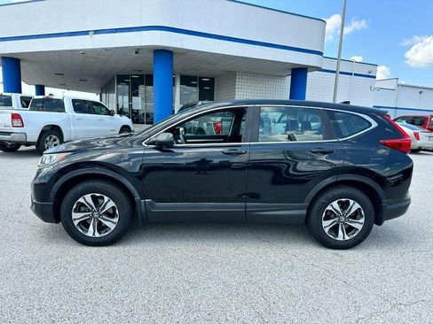 Used 2017 Honda CR-V LX image 2
