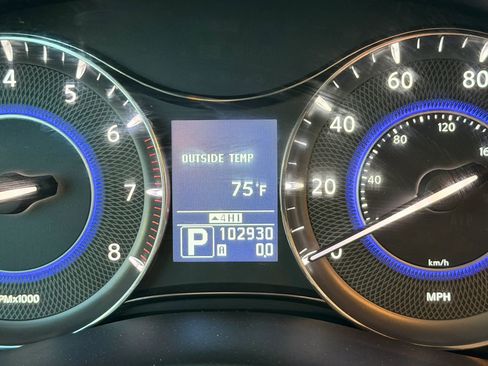 Used 2011 INFINITI QX56 4WD w/ Theater Pkg image 5