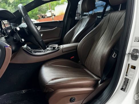 Used 2017 Mercedes-Benz E 300 w/ Premium 1 Package image 26