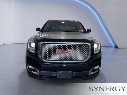 Used 2017 GMC Yukon Denali w/ Open Road Package AWD/4WD image 2