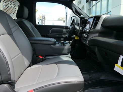 New 2026 RAM 5500 Tradesman w/ Chrome Appearance Group image 25