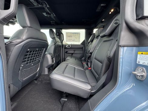 New 2025 Ford Bronco Badlands image 9