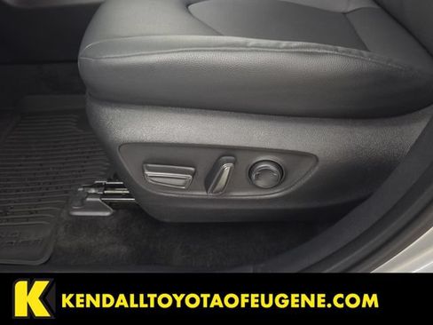Certified 2025 Toyota Grand Highlander AWD image 23
