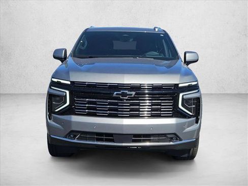 New 2026 Chevrolet Suburban High Country image 6
