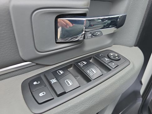 Used 2018 RAM 2500 Big Horn w/ Harvest Edition AWD/4WD image 17