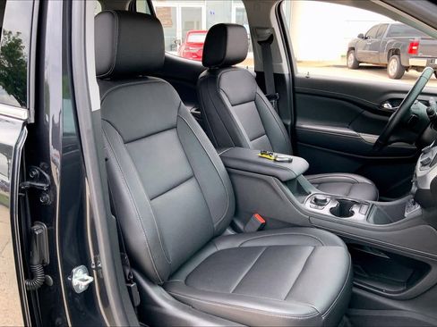 Used 2020 GMC Acadia SLT w/ Premium Package FWD image 9