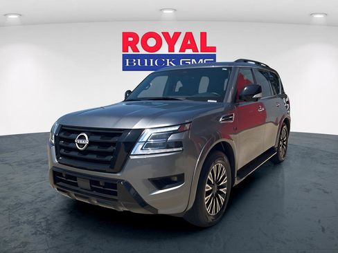 Used 2022 Nissan Armada SL w/ Midnight Edition Package image 3