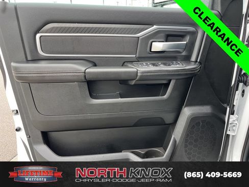 New 2026 RAM 2500 Big Horn AWD/4WD image 5