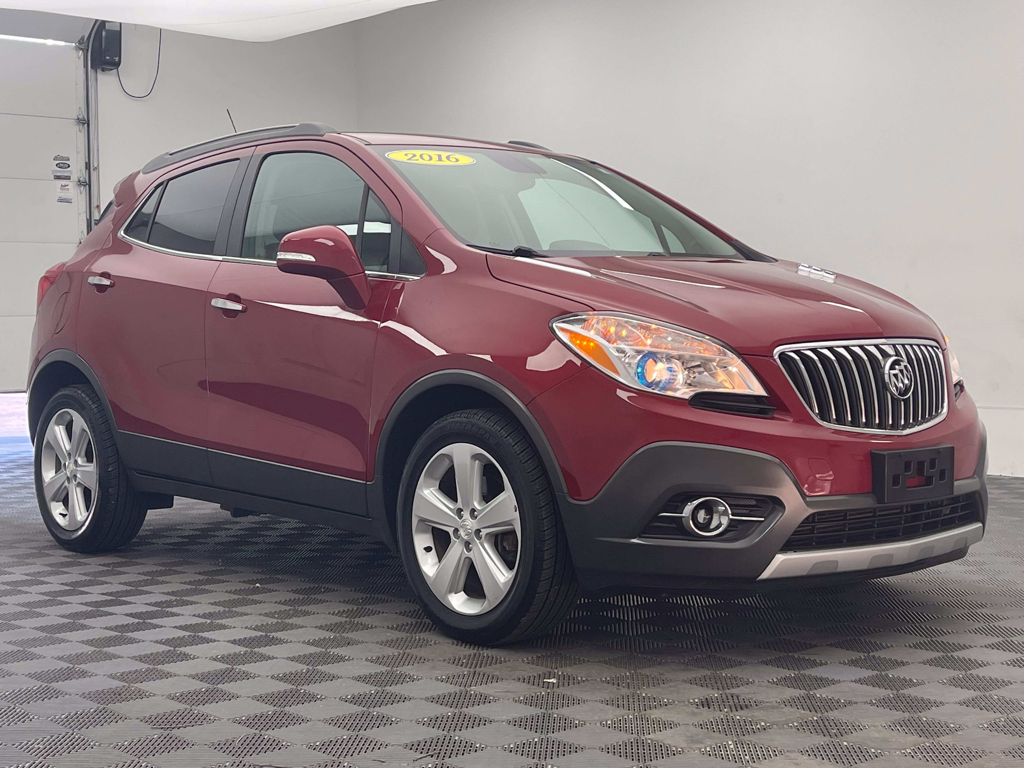 Used 2016 Buick Encore Leather FWD image 1