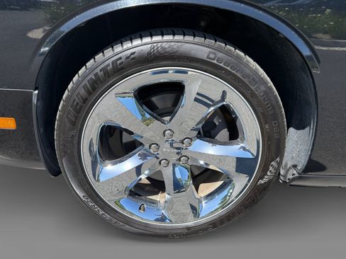 Used 2014 Dodge Challenger R/T w/ Sound Group II RWD image 9