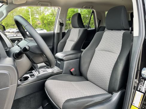 Used 2024 Toyota 4Runner SR5 RWD image 22