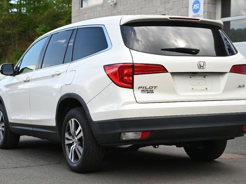 Used 2017 Honda Pilot EX-L image 3