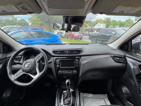 Used 2021 Nissan Rogue Sport S AWD/4WD image 13