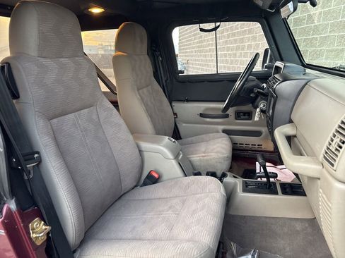 Used 2004 Jeep Wrangler Sport w/ 30" Tire & Wheel Group image 18