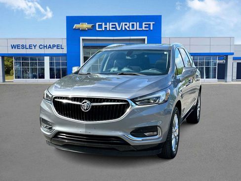 Used 2021 Buick Enclave Essence w/ Sound and Sites Package AWD/4WD image 1