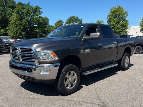 Used 2018 RAM 2500 Big Horn AWD/4WD image 3