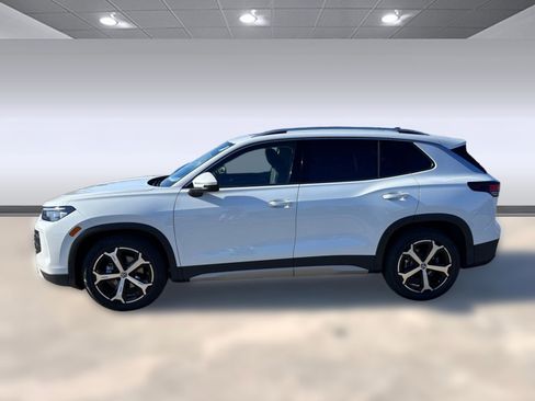 New 2026 Volkswagen Tiguan SE FWD image 2