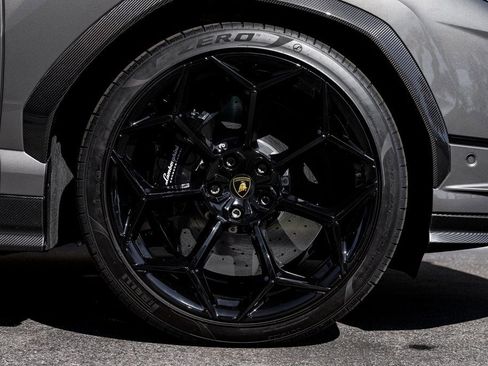 Used 2024 Lamborghini Urus Performante image 17