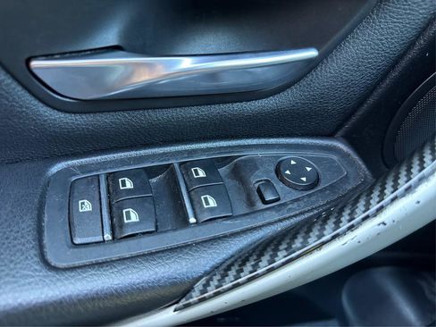 Used 2016 BMW 320i Sedan RWD image 32