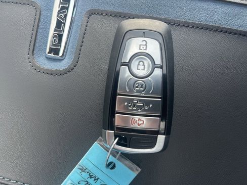 New 2025 Ford F150 Platinum w/ Equipment Group 702A High image 32