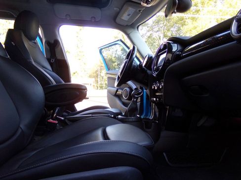 Used 2015 MINI Cooper S image 23