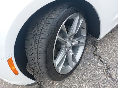 Used 2021 Chevrolet Camaro LT w/ RS Package RWD image 28
