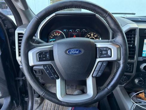 Used 2018 Ford F150 Lariat w/ Equipment Group 502A Luxury AWD/4WD image 30