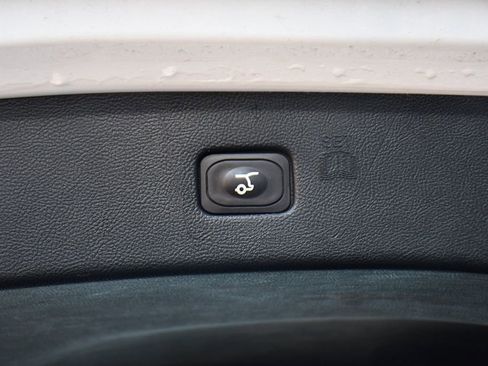 Used 2023 Ford Edge SEL w/ Convenience Package image 19