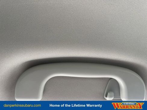 Used 2022 Subaru Outback Premium image 34