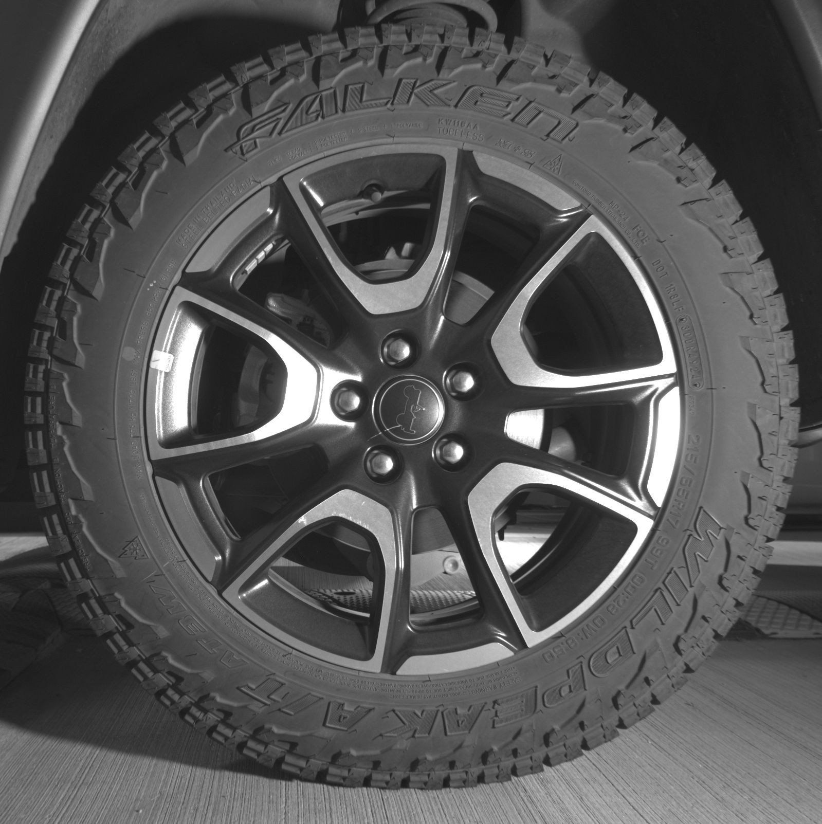 Used 2025 Jeep Compass Trailhawk AWD/4WD image 14
