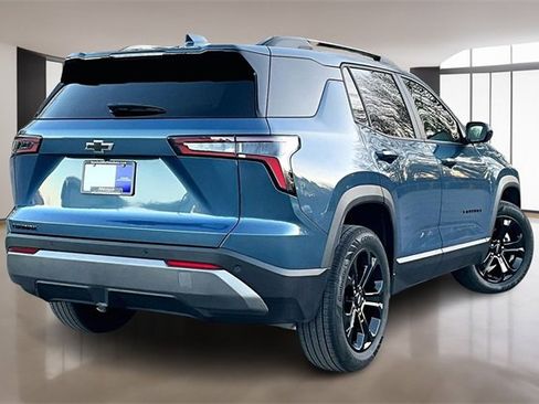 Used 2026 Chevrolet Equinox LT w/ Midnight Edition image 6