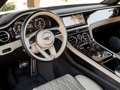Used 2024 Bentley Continental GT Azure AWD/4WD image 21