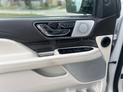 Used 2024 Lincoln Navigator Black Label AWD/4WD image 14