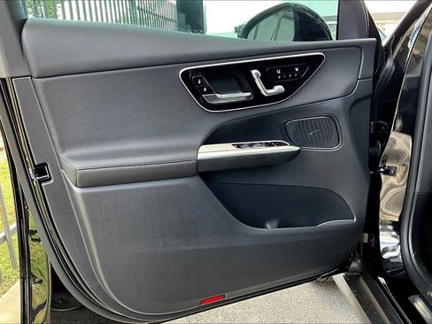 New 2026 Mercedes-Benz GLC 350e GLC 350e image 15