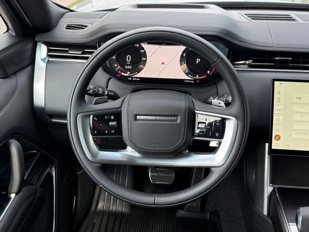 Certified 2026 Land Rover Range Rover SE AWD/4WD image 17