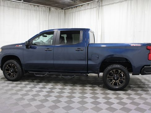 Used 2019 Chevrolet Silverado 1500 Custom Trail Boss AWD/4WD image 29