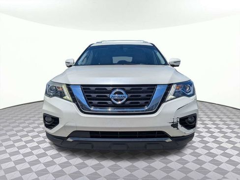 Used 2017 Nissan Pathfinder Platinum FWD image 8