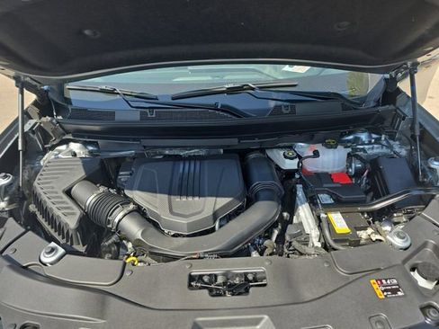 Used 2024 GMC Acadia Elevation image 30