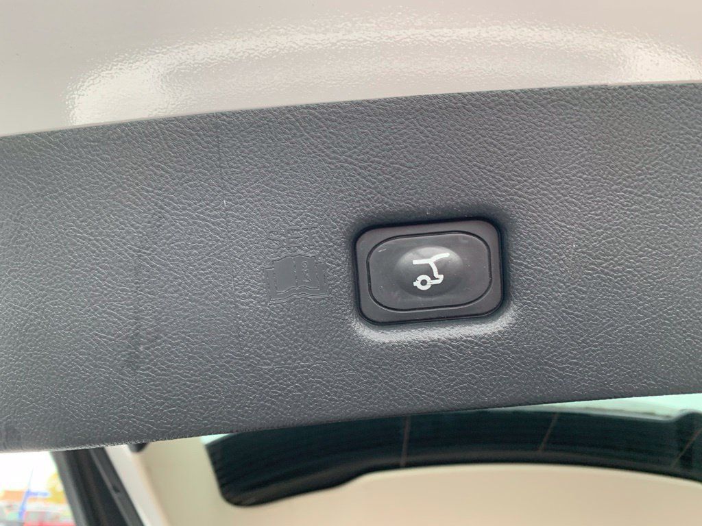 Used 2023 Lincoln Nautilus AWD w/ Premium Package image 31
