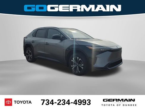 Used 2024 Toyota bZ4X AWD w/ Weather Package image 4