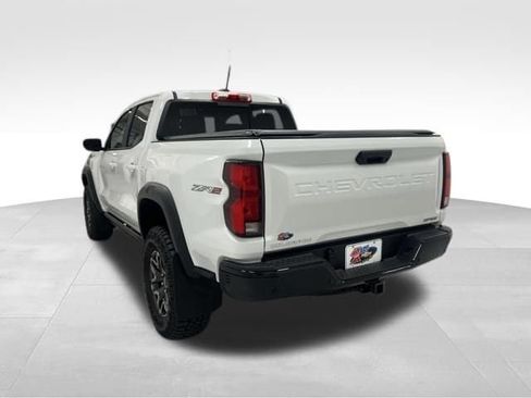 New 2025 Chevrolet Colorado ZR2 w/ Off-Road Front Bumper Package AWD/4WD image 16
