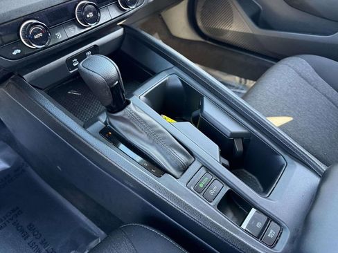 Used 2023 Honda Accord EX image 30