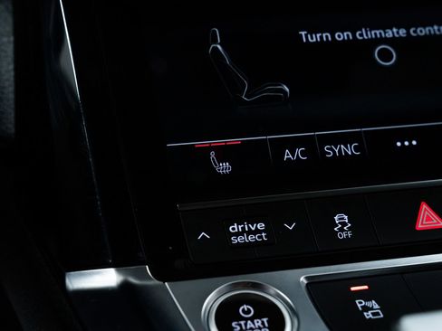 Used 2024 Audi Q8 e-tron Premium image 14