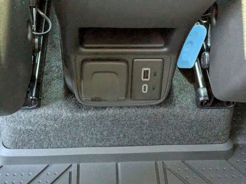 New 2025 Chevrolet TrailBlazer LT w/ Convenience Package image 25