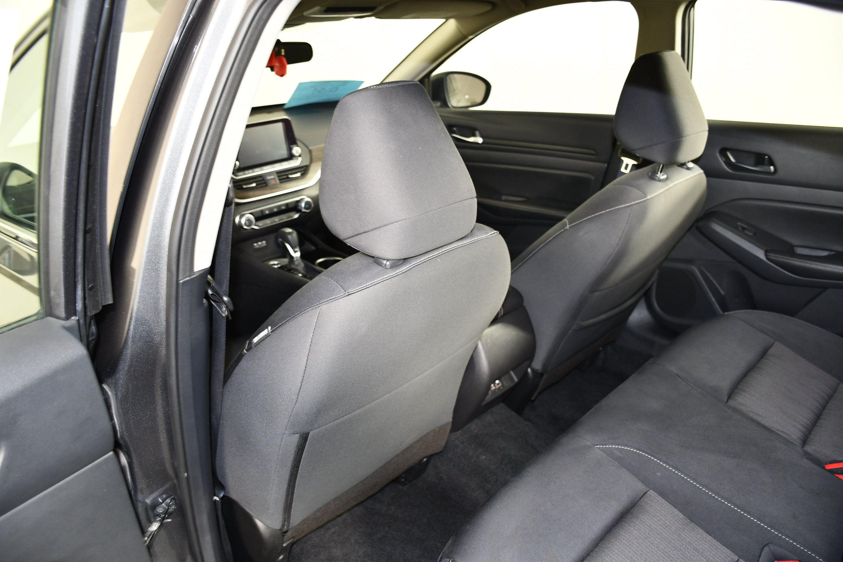Used 2024 Nissan Altima 2.5 SV FWD image 46