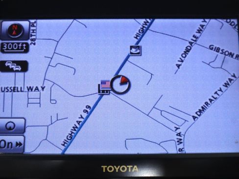 Used 2013 Toyota Tundra Limited AWD/4WD image 17